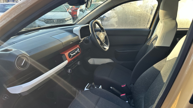 Dacia Spring 27kWh Expression 65 48kW 5dr Auto Electric Hatchback